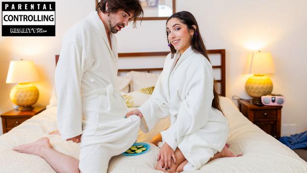 RealitySis – Madison Wilde – My Parents And BF Watched Me Fuck Another Guy Part 2 – S5:E2