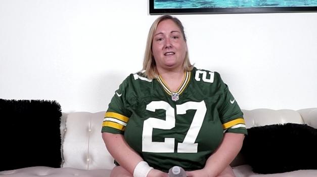 PureBBW – Lexy Morgan – Massive boob MILF craves the D