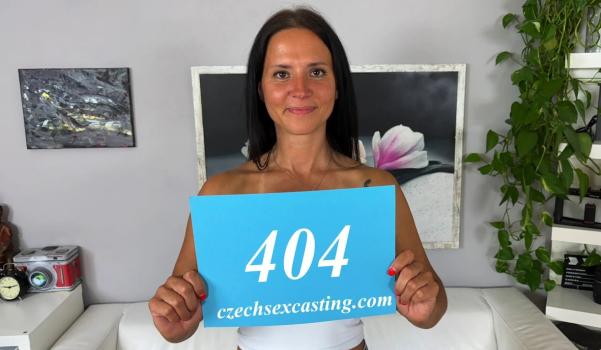 CzechSexCasting – Moly – Sexy milf wanted shoot her very first casting video – E404
