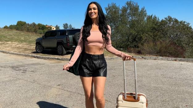 PornDudeCasting – Venus Valencia Meets Her New Roommate, Porn Dude