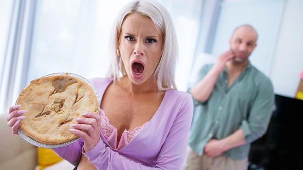 PegasProductions – La Petite Blonde – American Tart