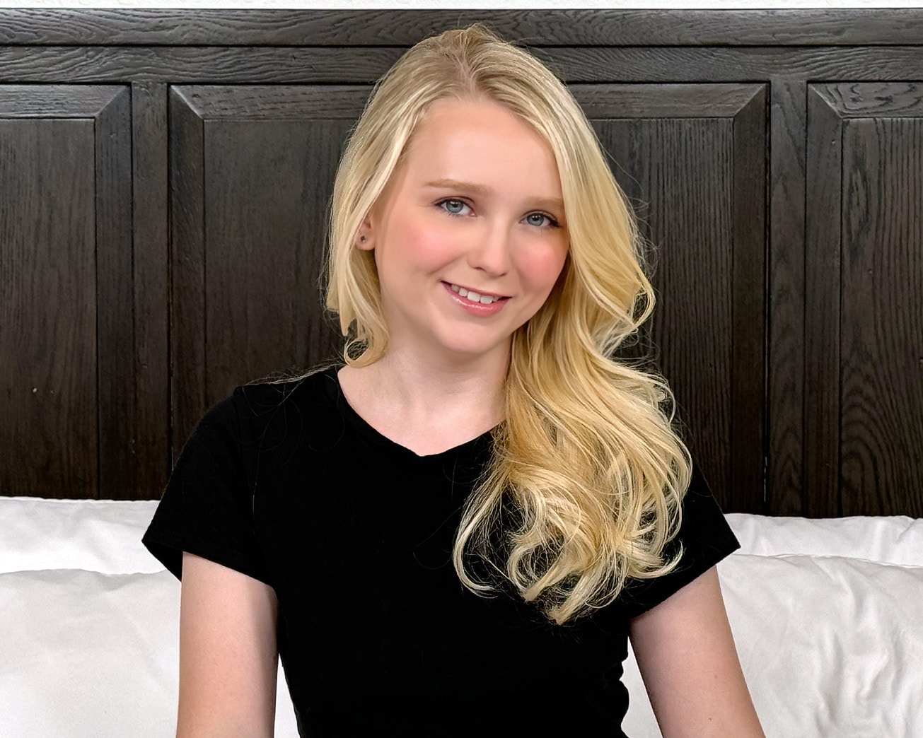 ExploitedCollegeGirls – Phoebe – I’m In Love With Dick & Face Fucking