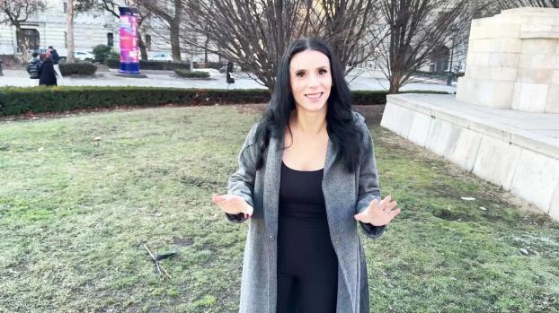 jacquieetmicheltv – Nelly, 28 years old, a little bombshell in love with France!