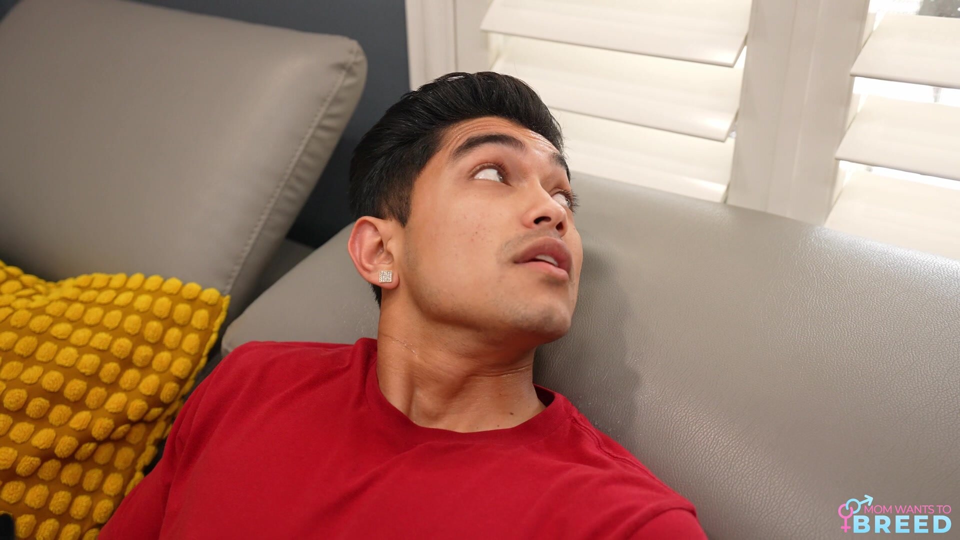 MomWantsToBreed – Selene Love Saving My Stepsons Sperm