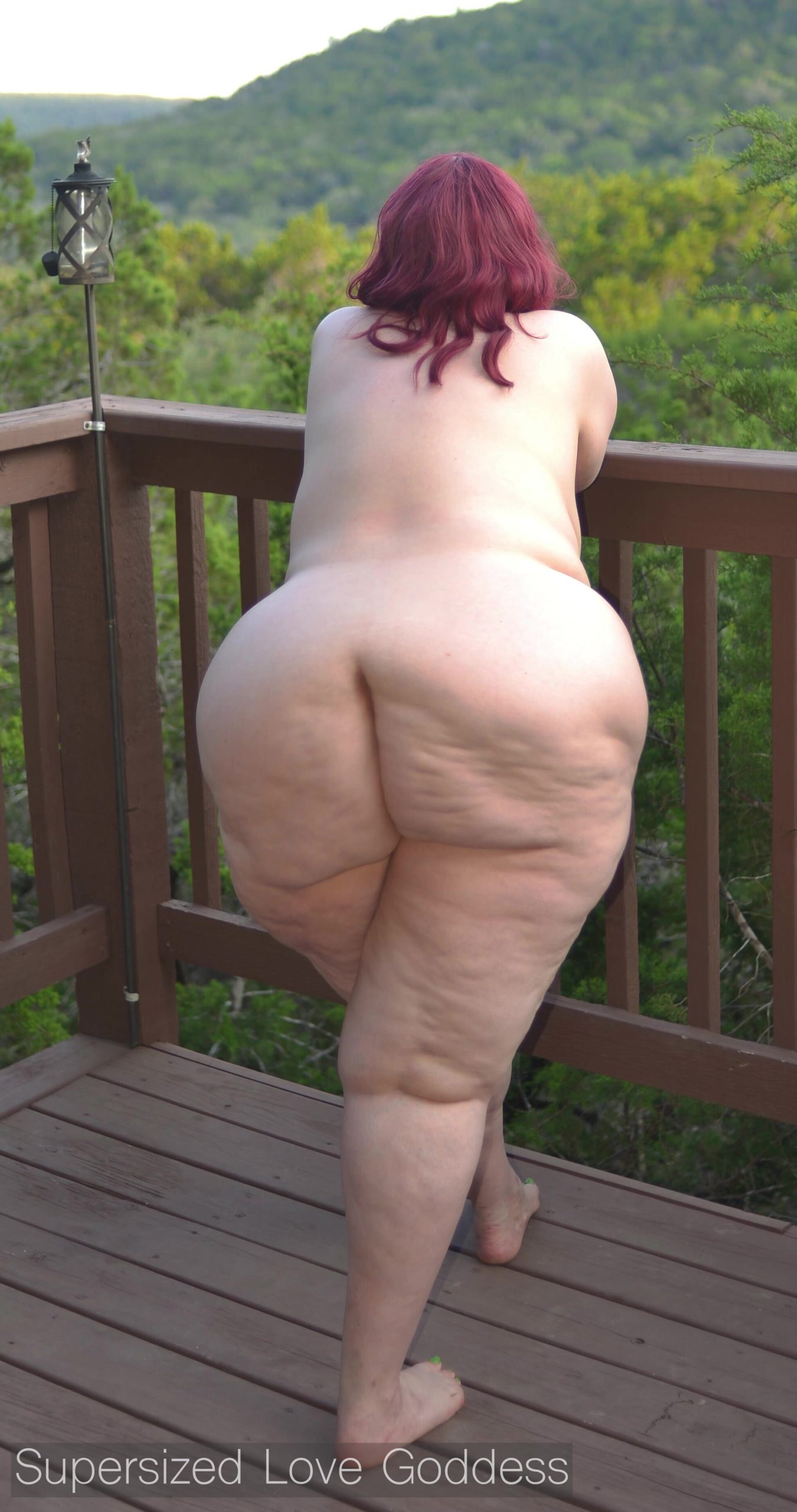 Big Beautiful Babes Slideshow, Vol. 2 (Portrait)