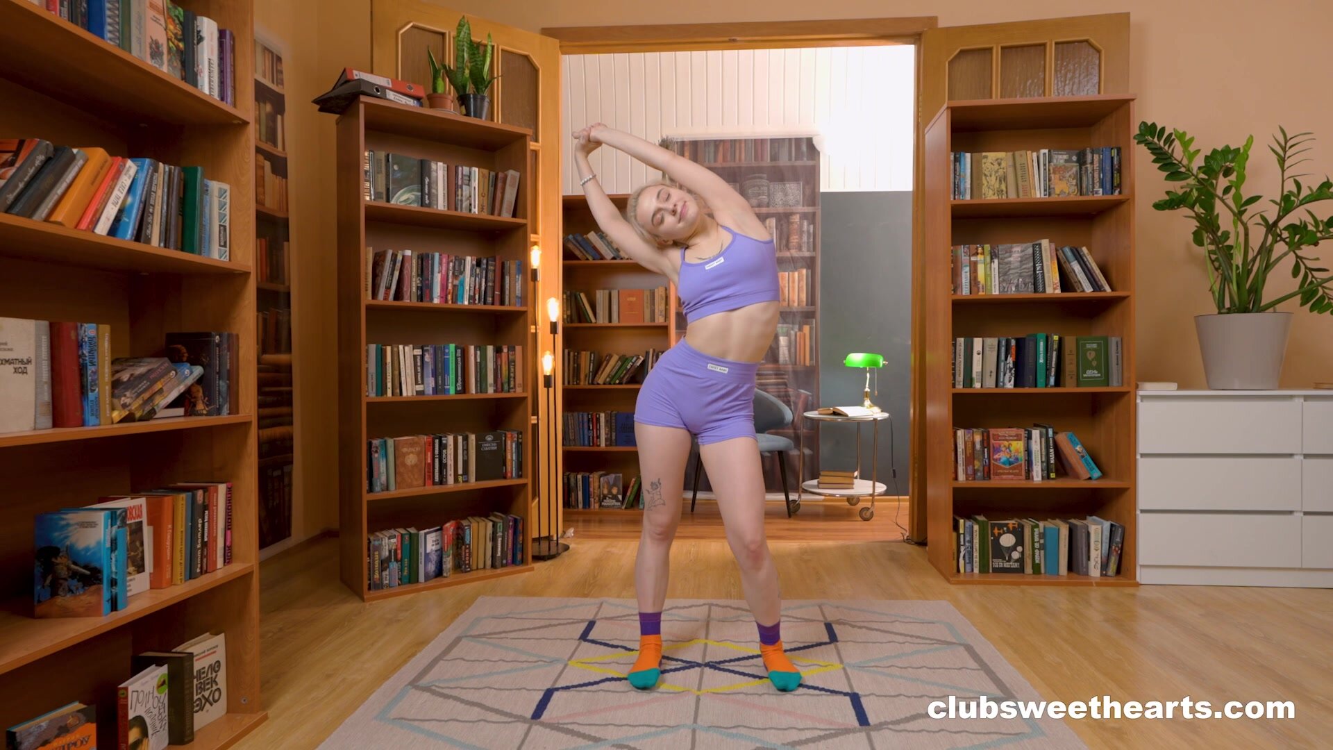 ClubSweethearts – Molly Cute – Solo