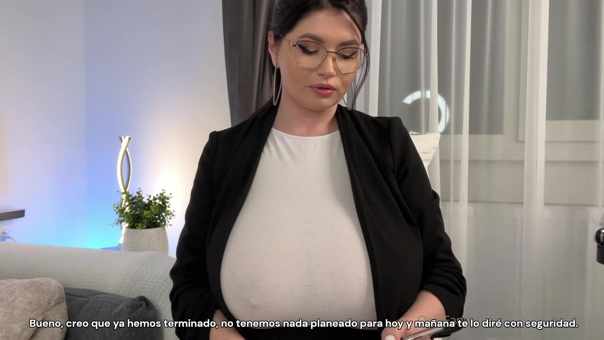 Busty_Ema Vamos al grano