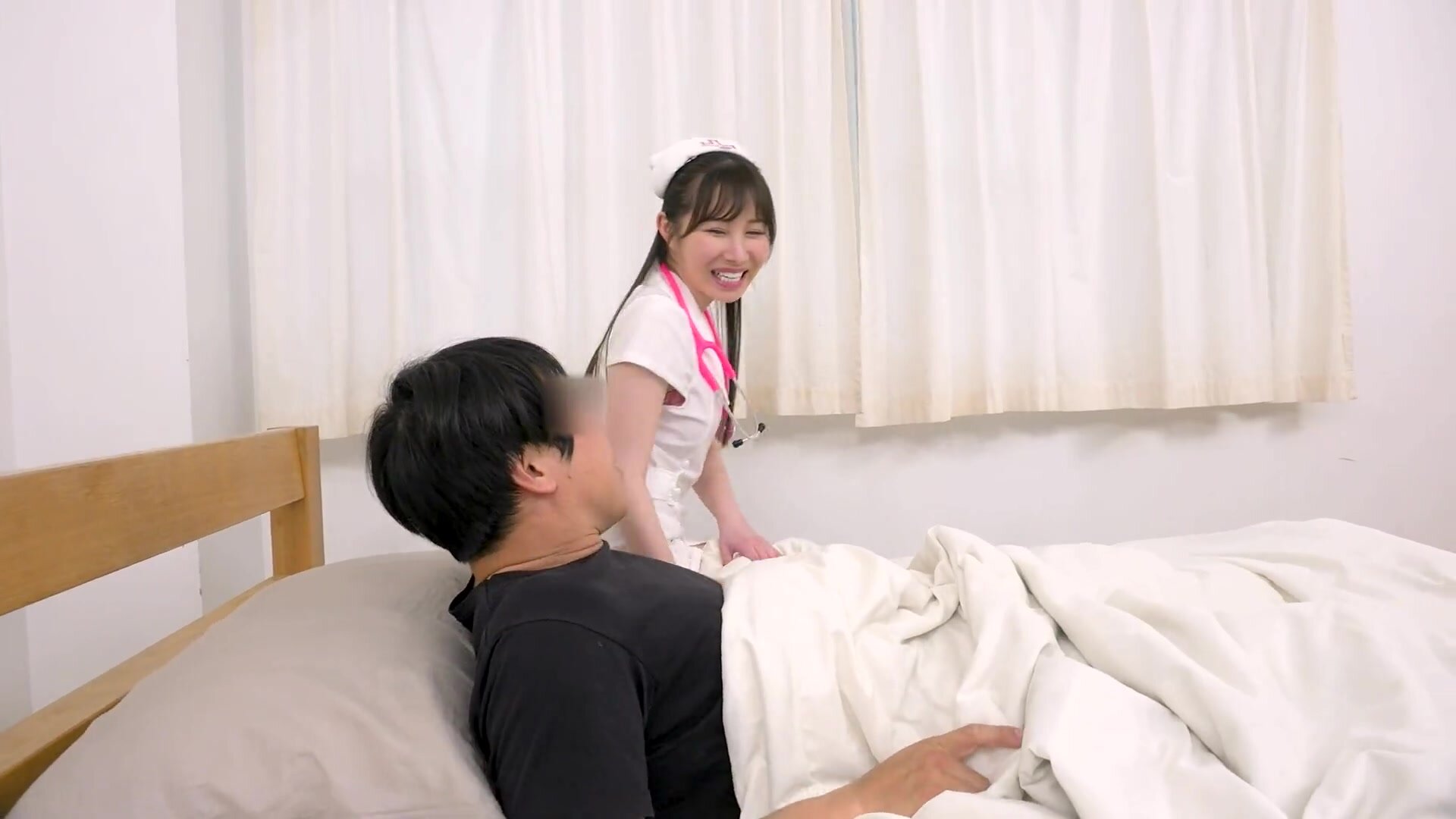 Caribbeancom – Hina Sakurai The Patients Were Discharged But The Nurse Made Them Stay And flowers Them To Lick Her Anus