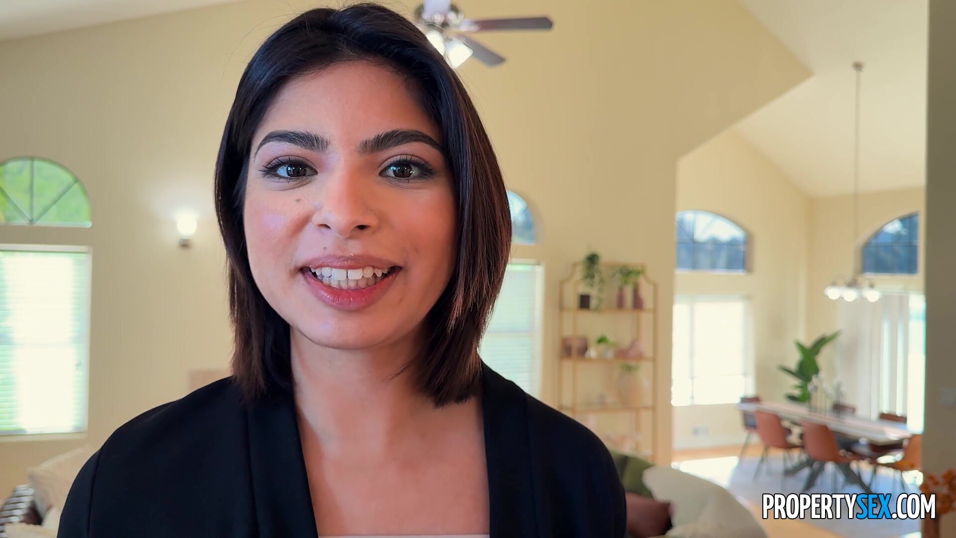 HouseHumpers – Hazel Heart And Addison Vodka Real Estate Training Day