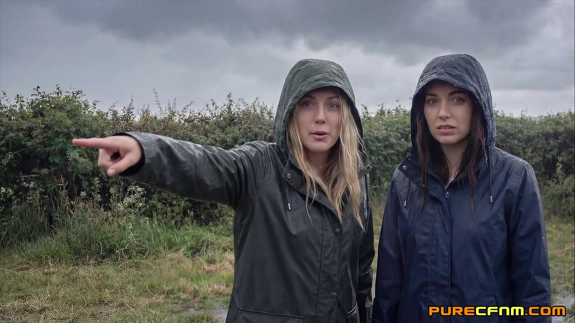 PureCFNM – Robyn Quinn Samantha Jayne And Willow Sky Any Tent In A Storm