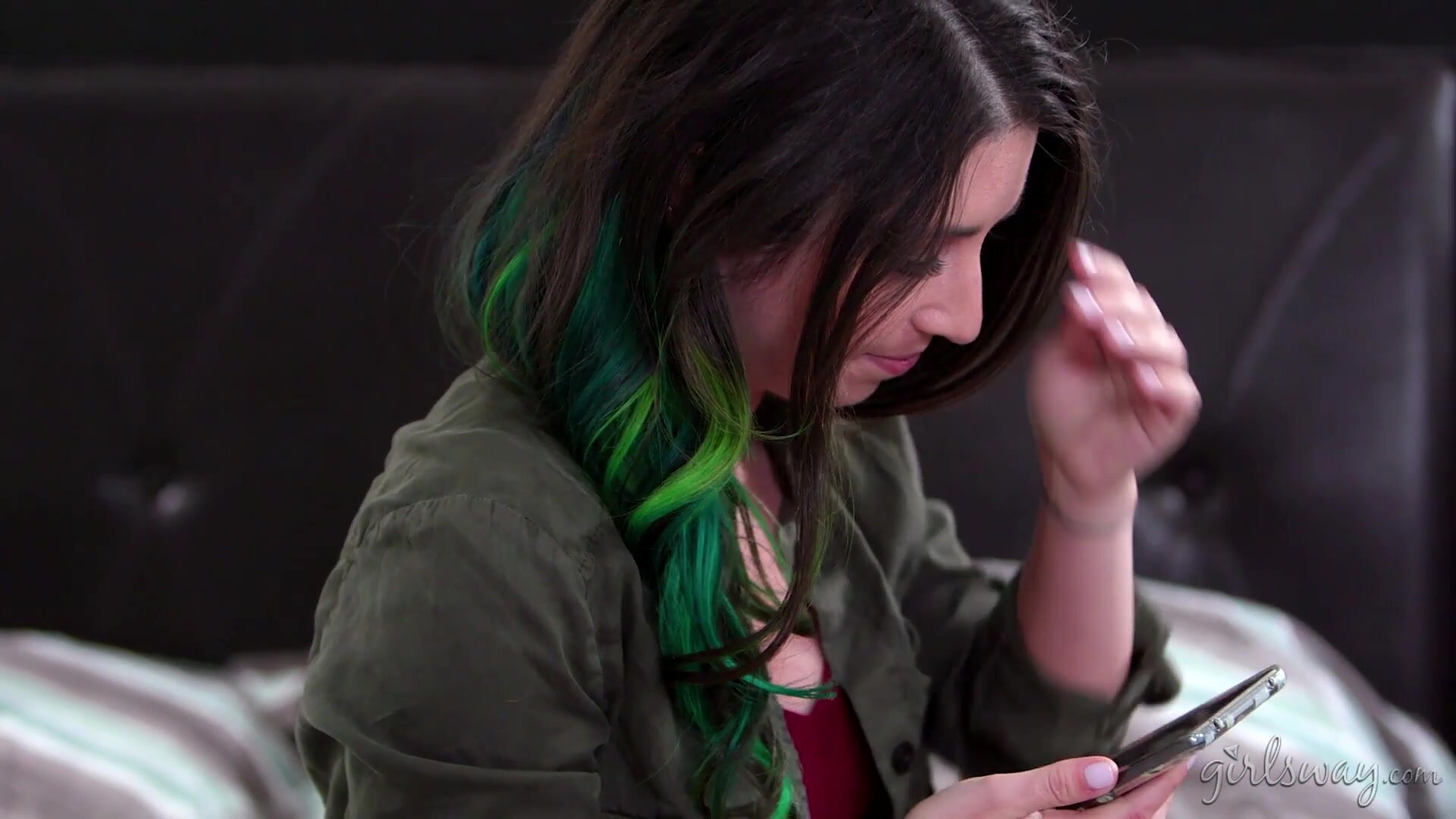 Cherie DeVille, Serena Blair – House Rules