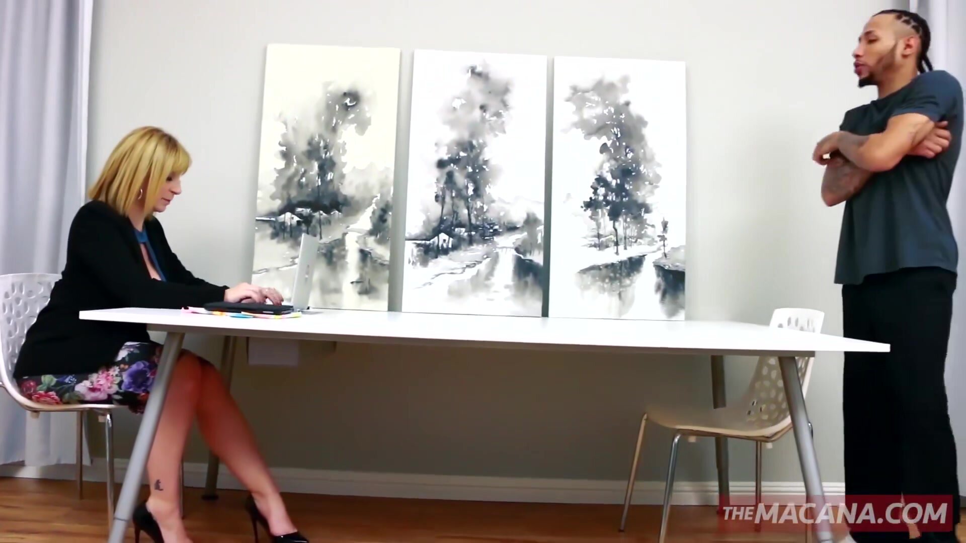 Sara Jay – I Need A Raise