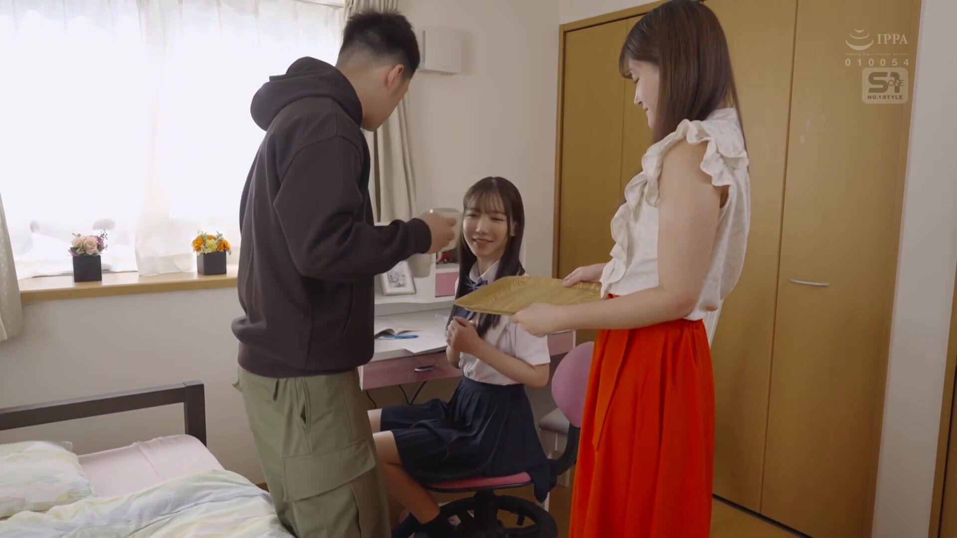 SONE-626 “She’s shy, timid, and weak to pressure” I was attracted to my girlfriend’s sister, and I secretly had sex with her. I’m such a terrible person.