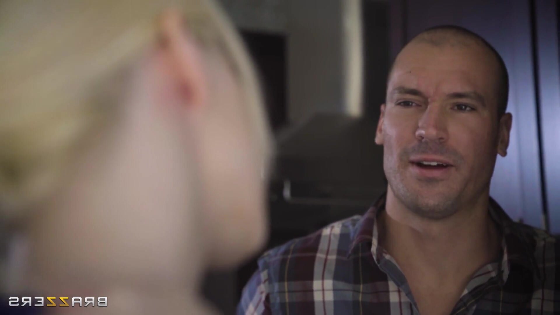 Are you experiencing a sensation of constriction?