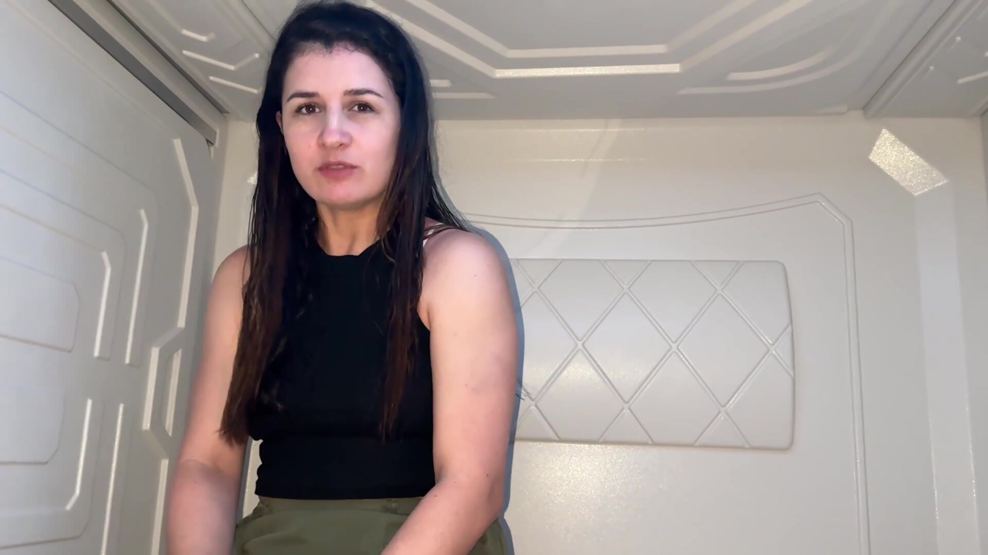 SweetFantassy – ! NO CONDOM! I fuck my friend’s COLOMBIAN girlfriend after going to the beach