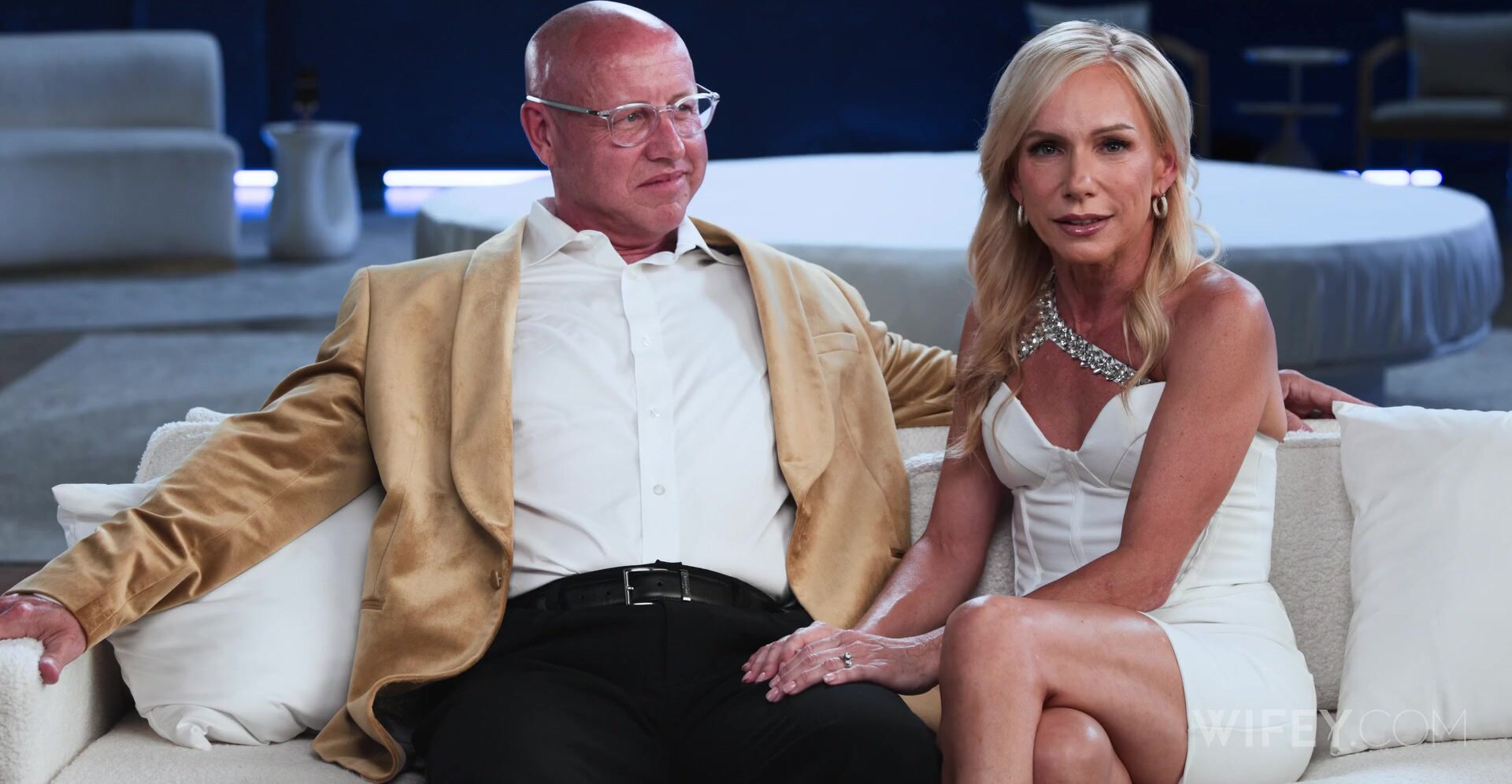 Wifey – Bella Bare And The Remedy – Blonde MILF Gets Tag Teamed By BBC