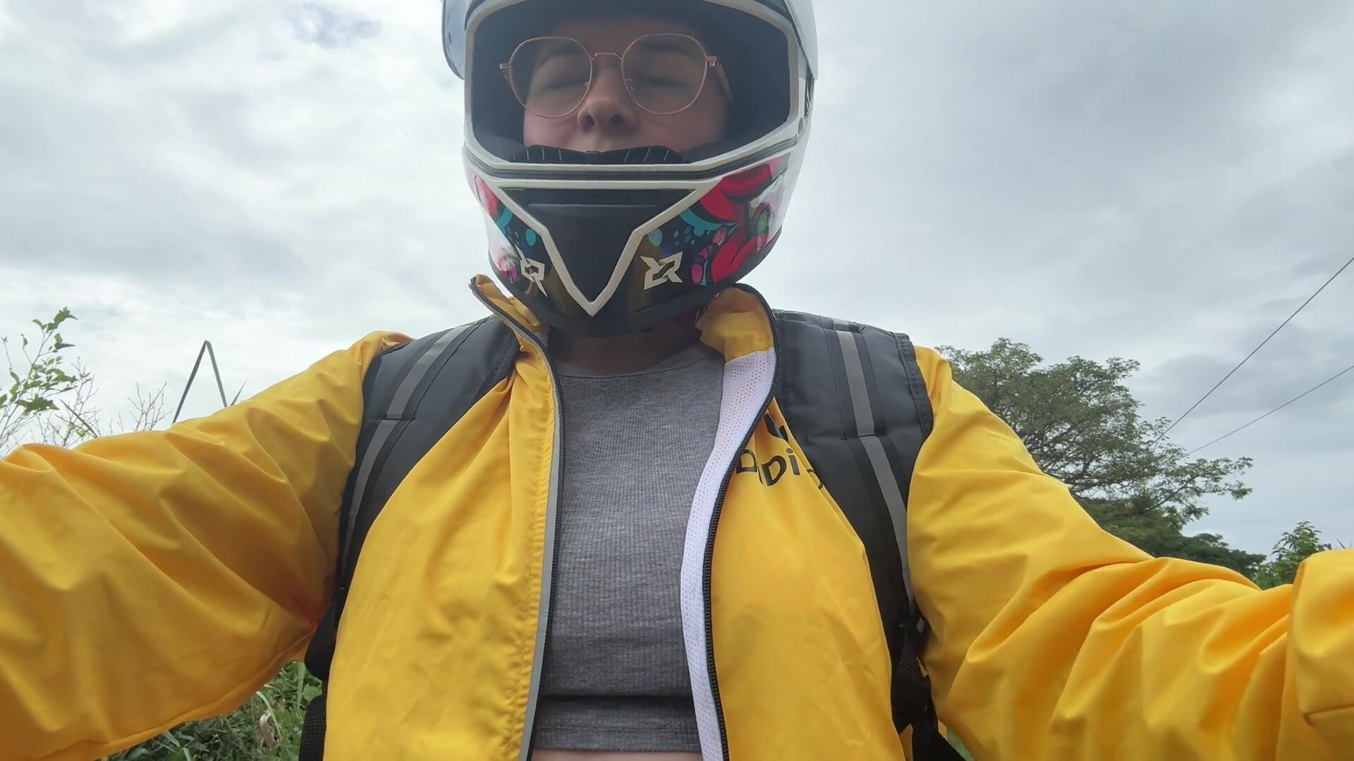 SweetFantassy – I shared an address for a DIDI client without a bra and he realized my big tits