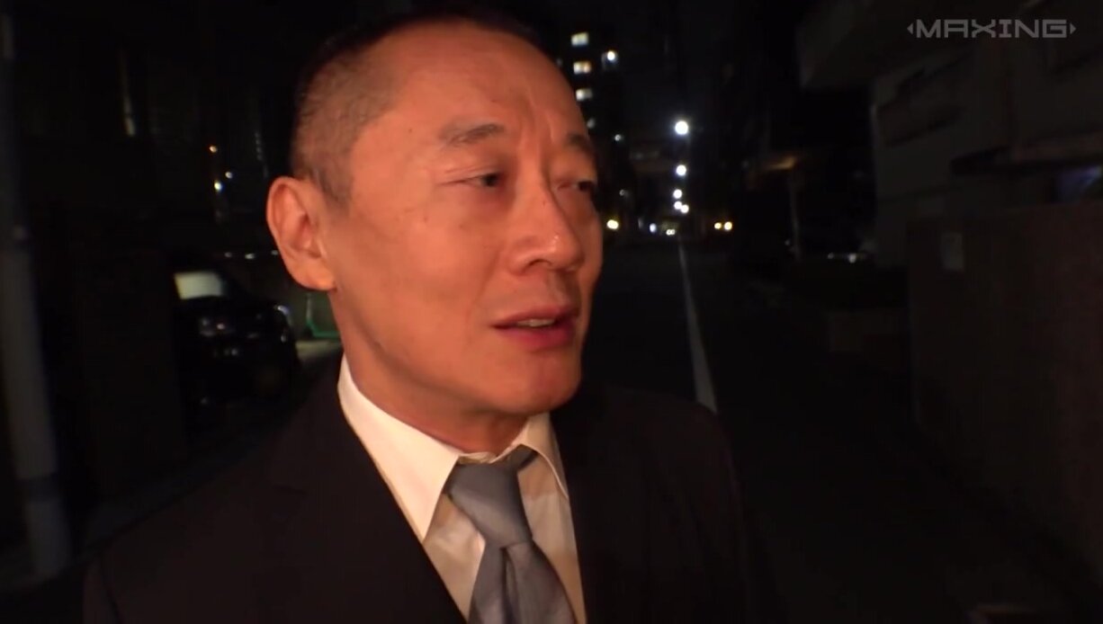 MXGS-1418 Unexpected Business Trip Roommate with a Careless, Carefree Boss. Akane Rei, the Horny Beauty OL Who Despises Him Yet Craves Him, Losing All Restraint