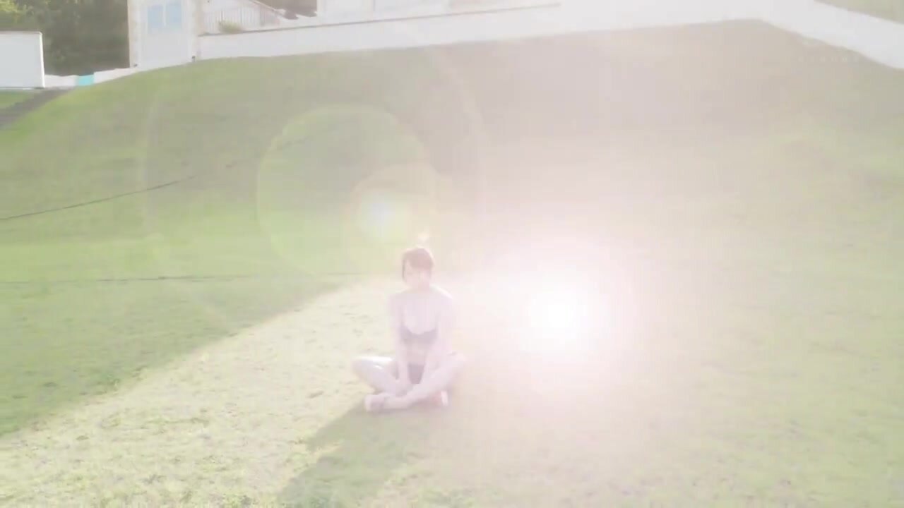 PPPE-400 A big-breasted nurse with an I-cup bust who occasionally does sexy photoshoots behind closed doors at the hospital makes her AV debut! Yuno Harukawa