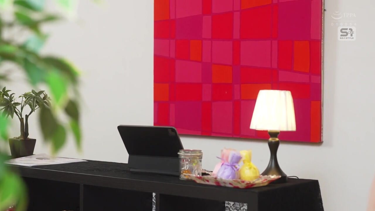 SNOS-105 A super relaxing hair wash that puts L-cup breasts in close contact with your body and a special after-cut service that gets you nominated! A hair salon where you can get a big-breasted woman to give you a handjob Mei Washio