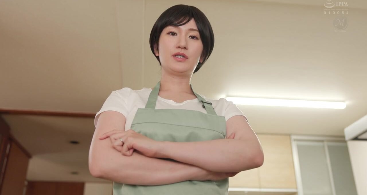 URE-136 Live-action version: Mom is a woman too! 1 & 2: Sexually-driven mother x son forbidden lovey-dovey incest by Rei Kimura