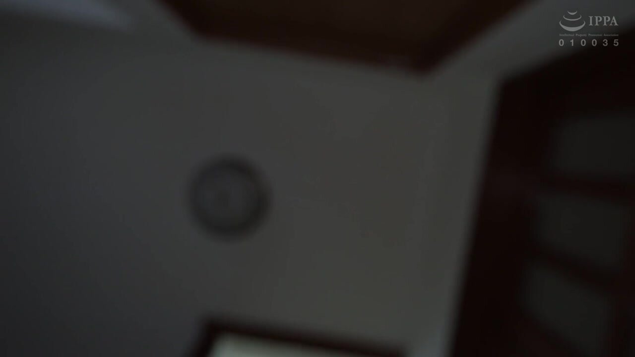 NACT-089 I broke my dominant arm, so a slightly older woman from my neighborhood came to take care of me, but her unconscious eroticism made my heart race. Minami Kozue