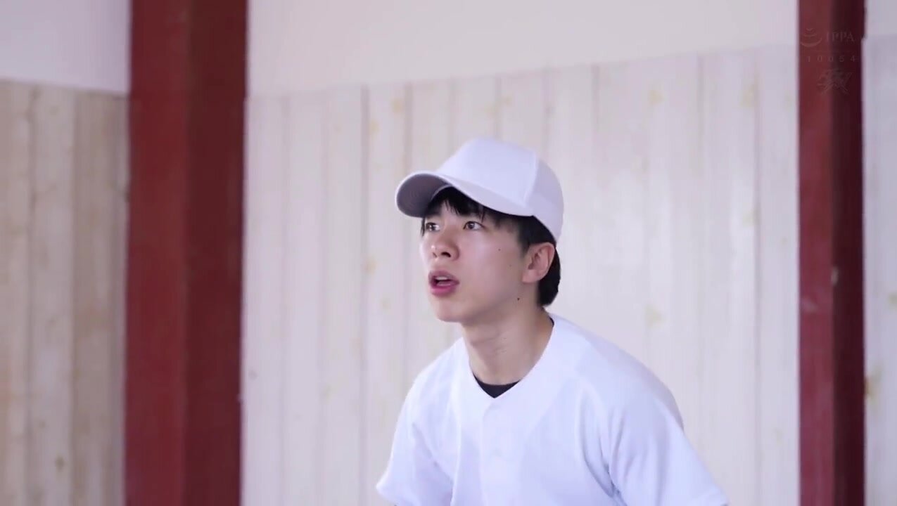 DASS-883 Take me to the stage of my dreams. A female coach with a sour look gives a double breastfeeding handjob. A walk-off grand slam home run. Kyoko Hanamiya