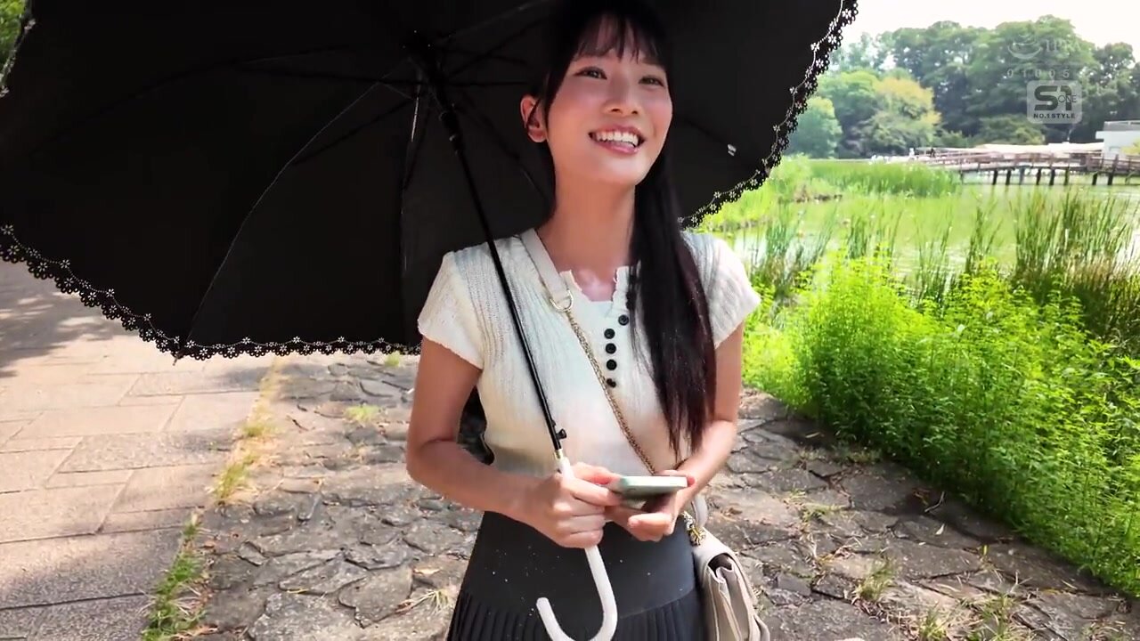 SNOS-116 A two-day, one-night trip to a hot spring where a girl with a superb sense of transparency reveals her hidden erotic nature, always doing it, always filming it, 1000% rawness Moe Sakakibara