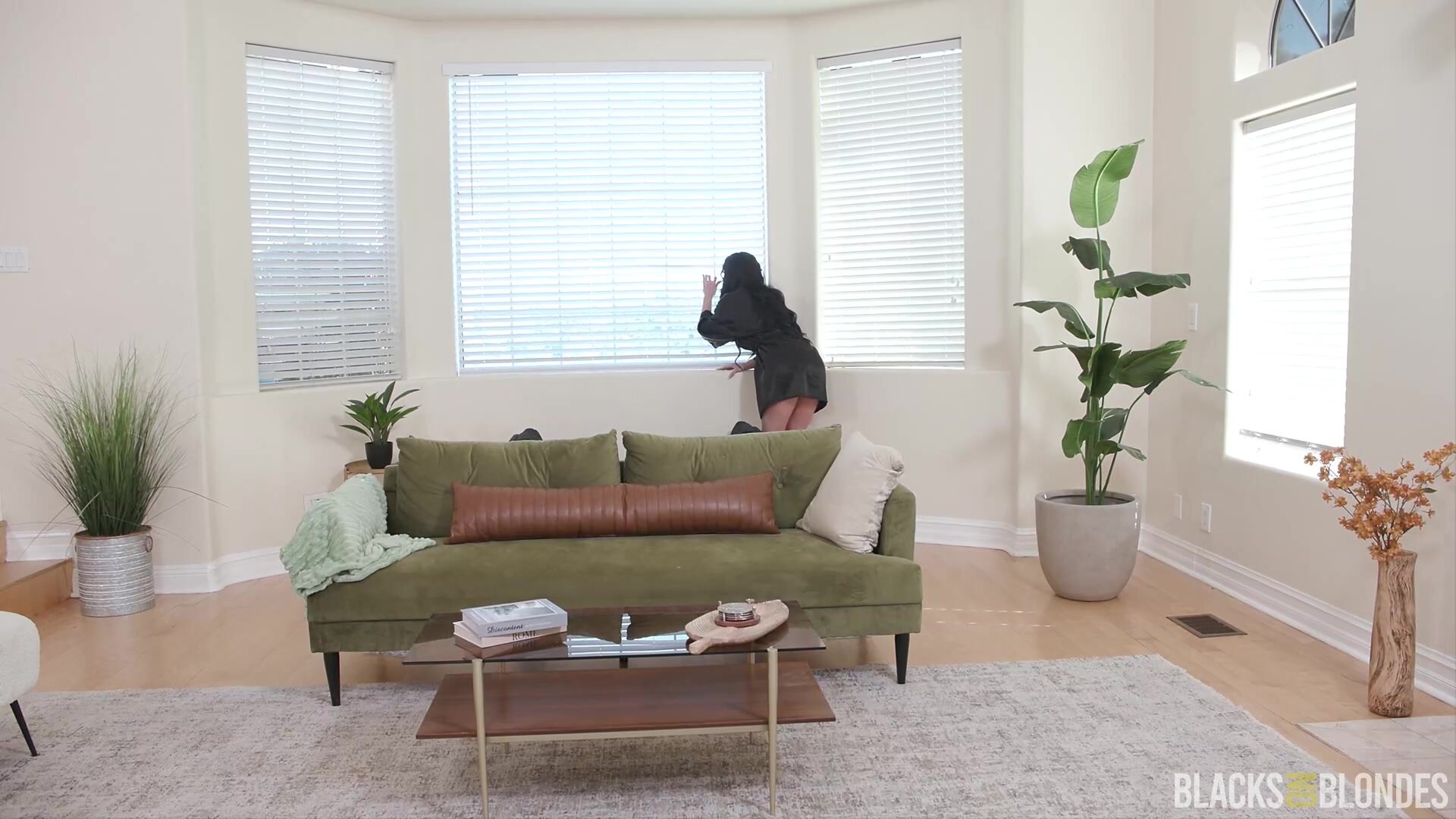 BlacksOnBlondes – Jennifer White