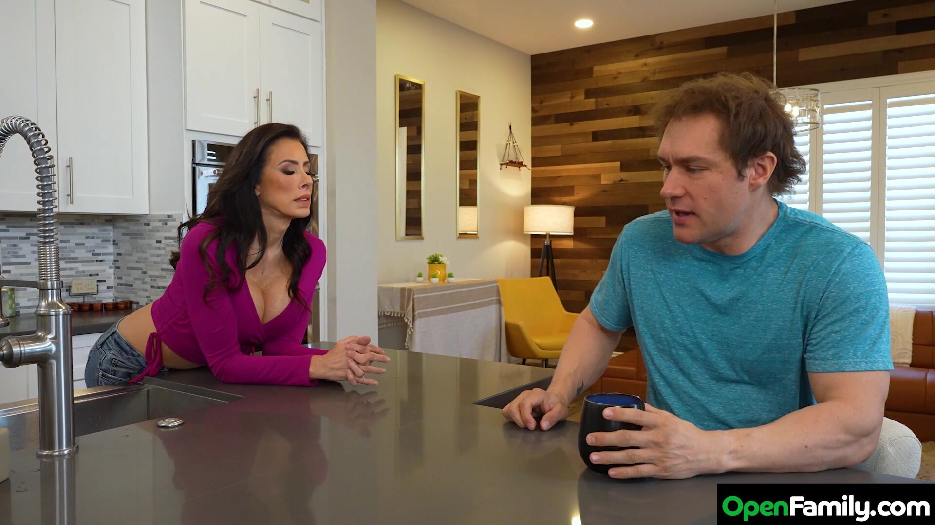 OpenFamily – Reagan Foxx