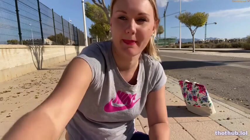 IviRoses – Self bondage 8 public road