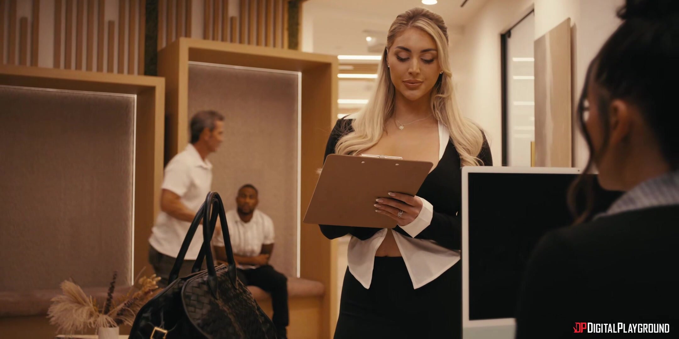 Kayley Gunner – Under The Knife – Episode 2