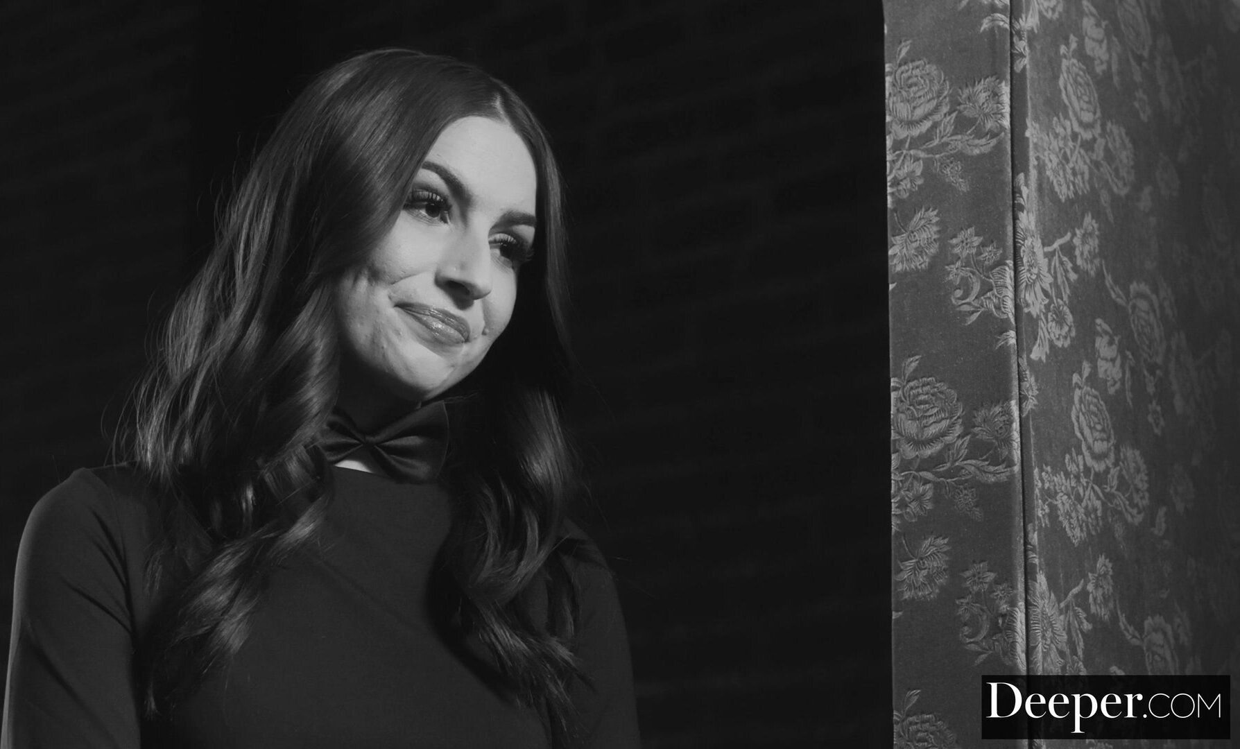 Deeper – Valentina Nappi Gal Ritchie And Chanel Camryn Make Her Happy