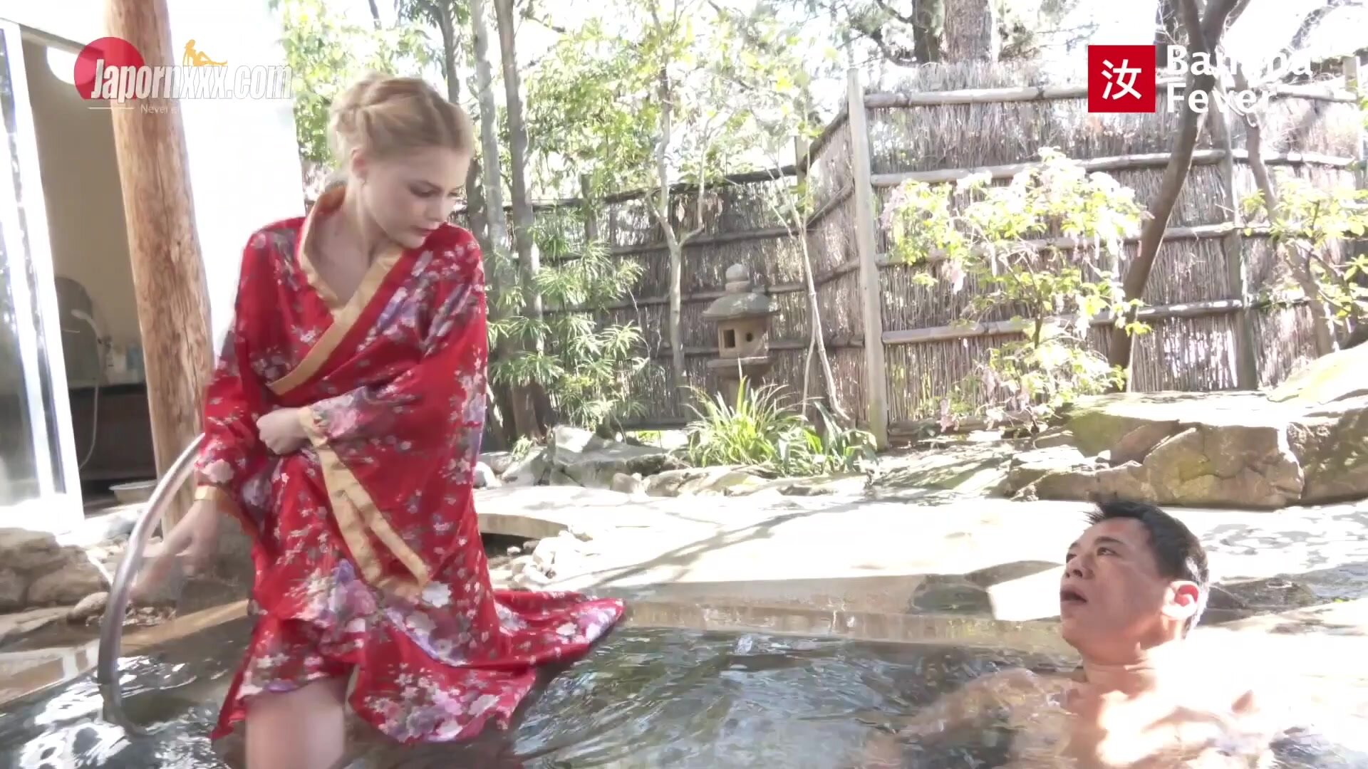 Bananafever – Lika Star Onsen Fuck And Creampie In Japan