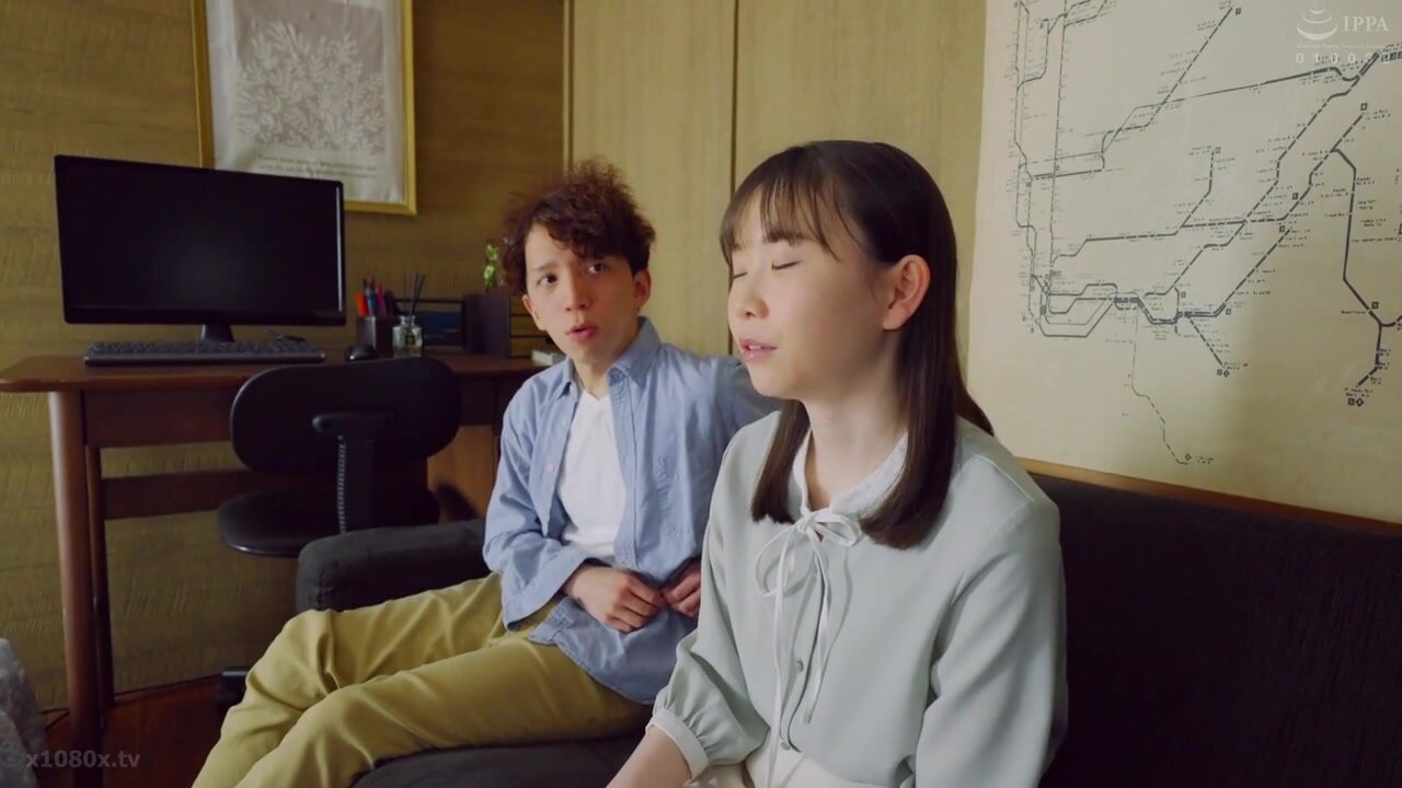 HUNTC-392 “It’s nice to know what feels good when two women are together.” She loves her boyfriend, but their sexual compatibility isn’t the best! But she’s hooked on her female friend’s amazing technique! Her unsatisfied body craves an exciting love tria