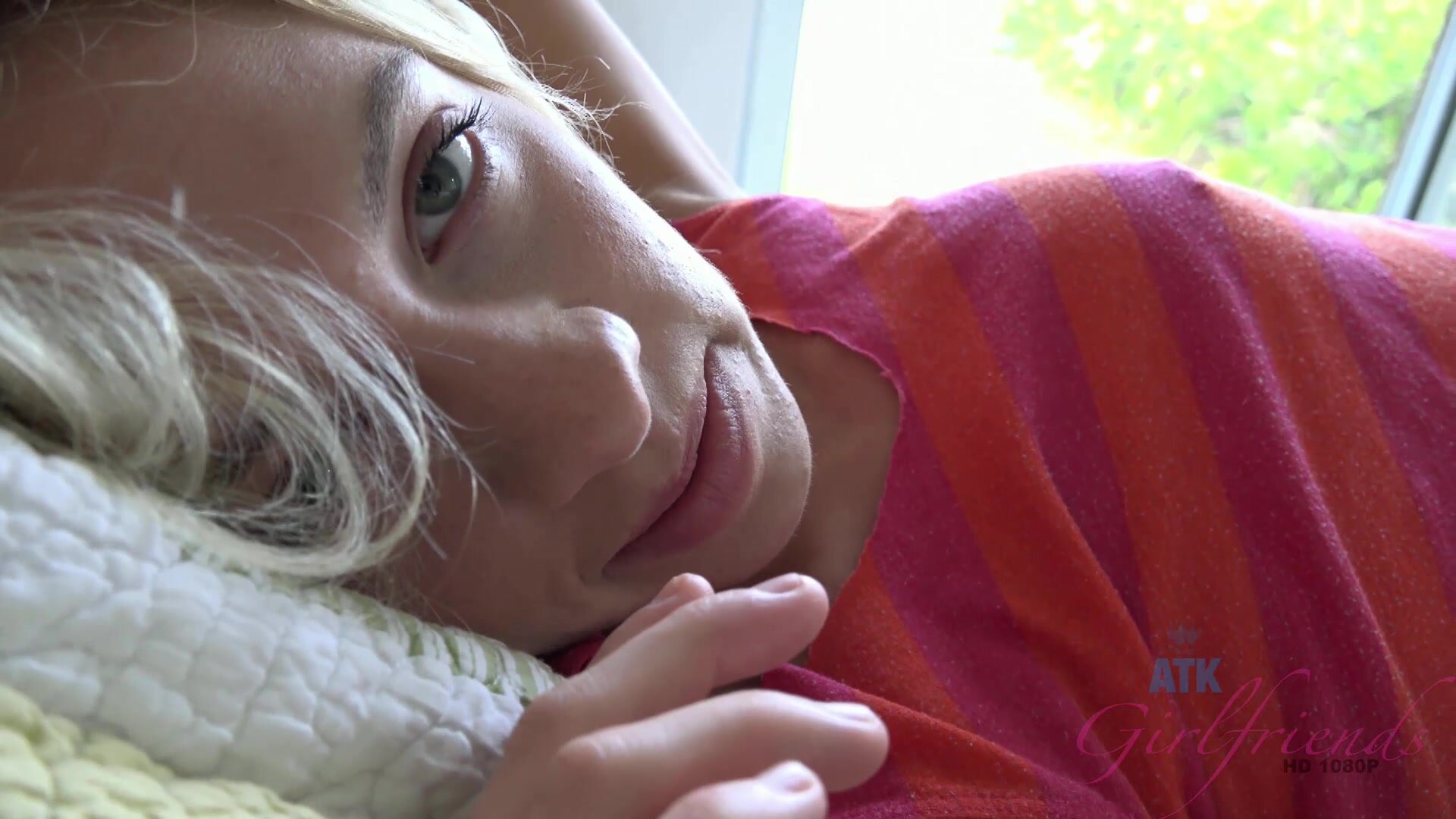 Virtual Vacation Khloe Kapri Big Island 2/10