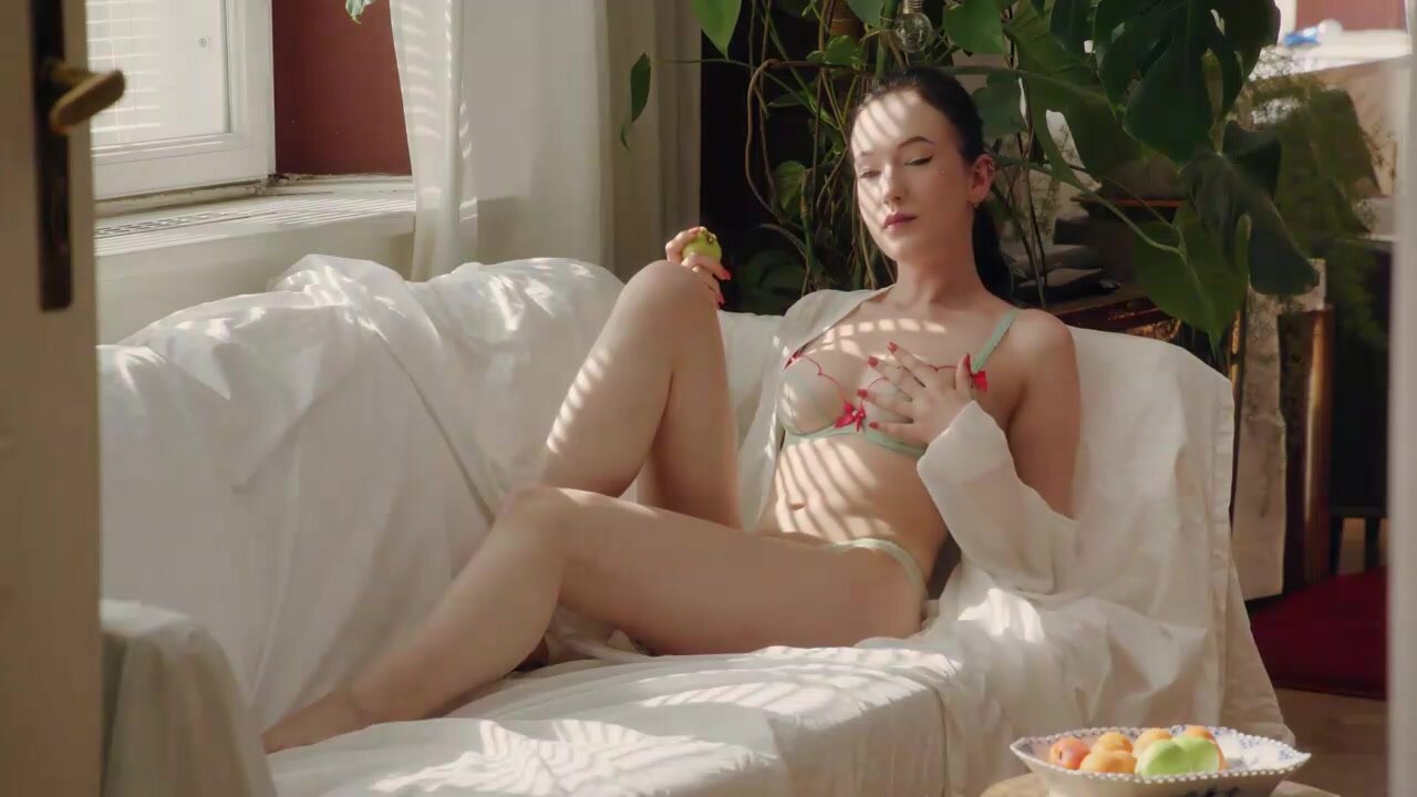 Britney Dutch Sarah Heizel