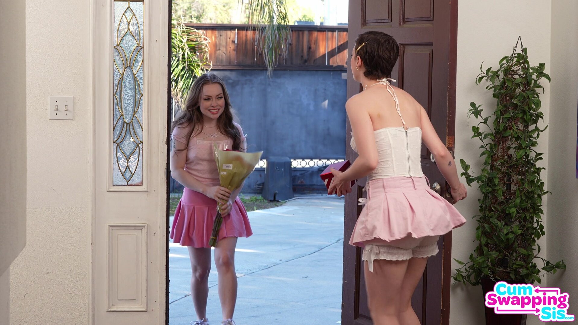 CumSwappingSis – Haley Spades And Jade Valentine