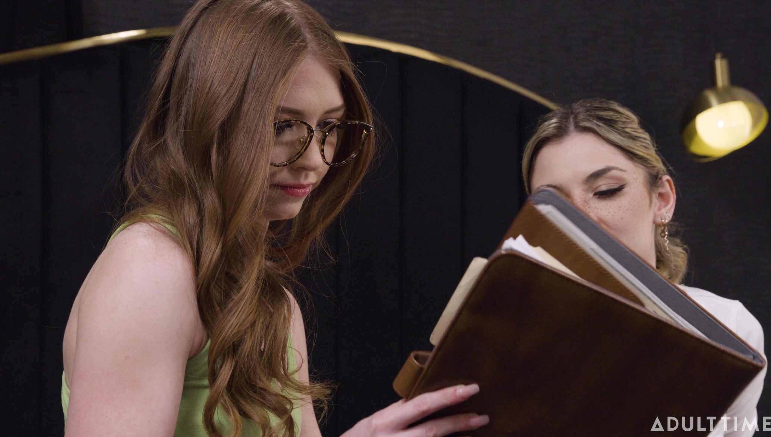 Myra Moans, Demi Hawks – Sneaky Study Break 4k