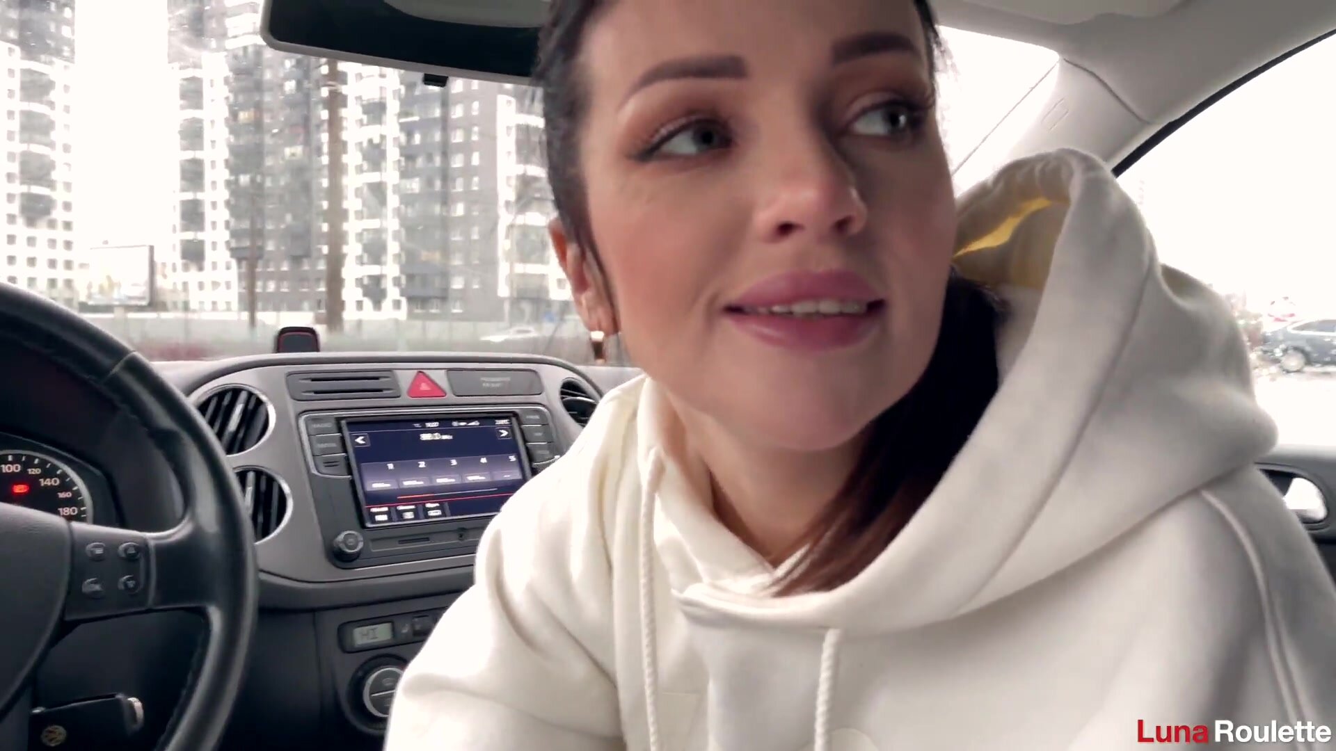 Luna Roulette – Hot Blowjob In The Parking Lot With Cum Swallowing