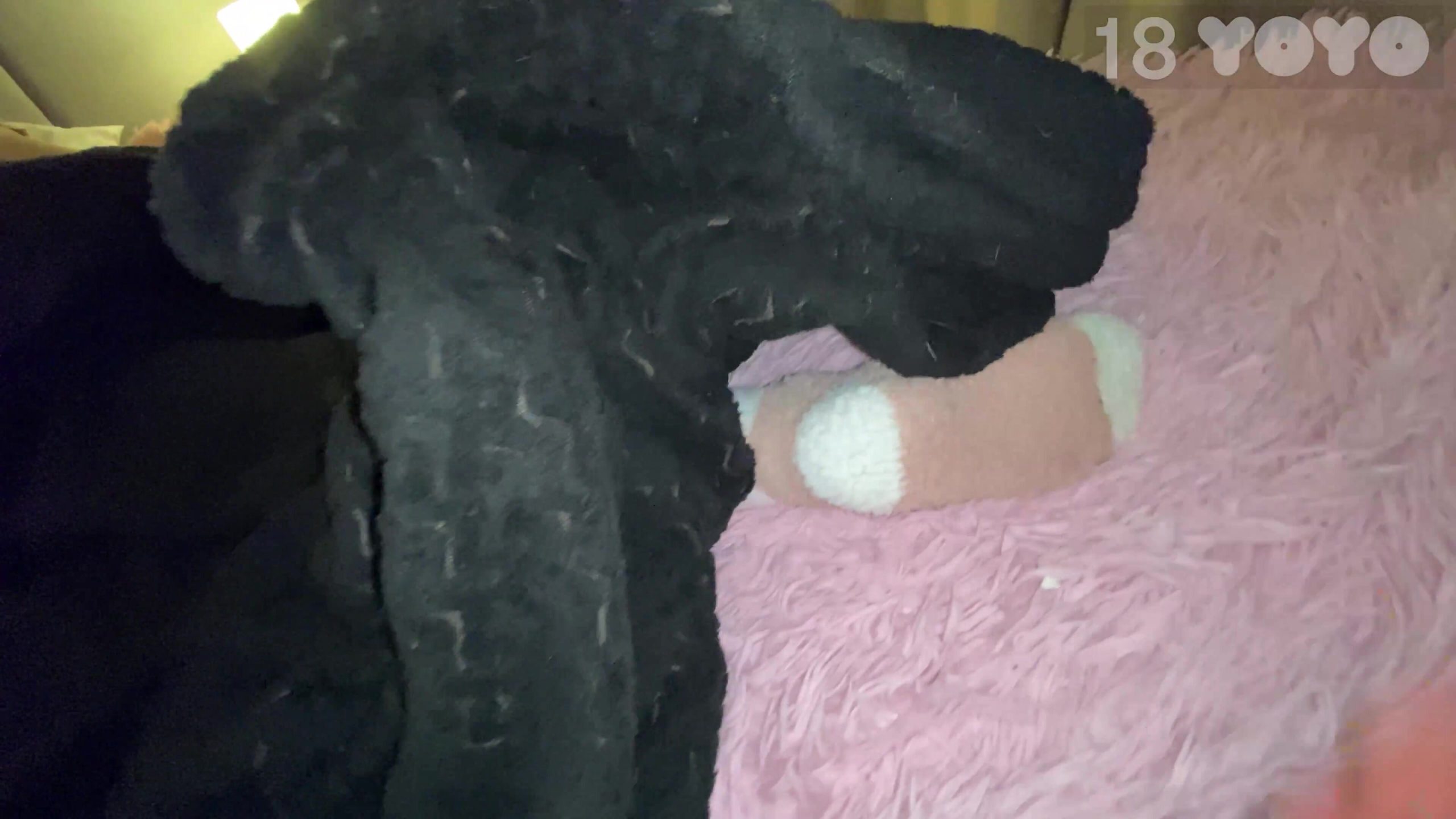 18_yoyo – I Woke up from Stepfather’s Huge Dick