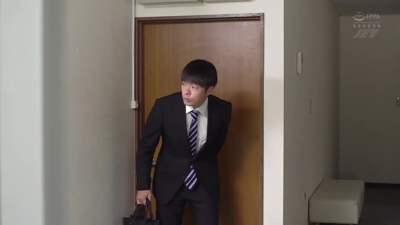 NGOD-321 The office worker at the client’s place of business is the mother of my classmate… I couldn’t resist the allure of her ripe body and made her cum over and over again with my fierce pistoning. Hikari Misaki