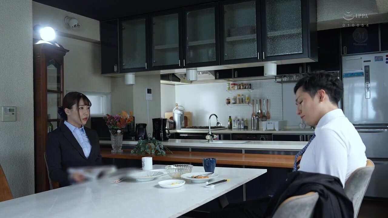 JUR-630 Intimate Sex – A Passionate Office Affair with a Temporary Worker Two Years Older – Aoi Ichino