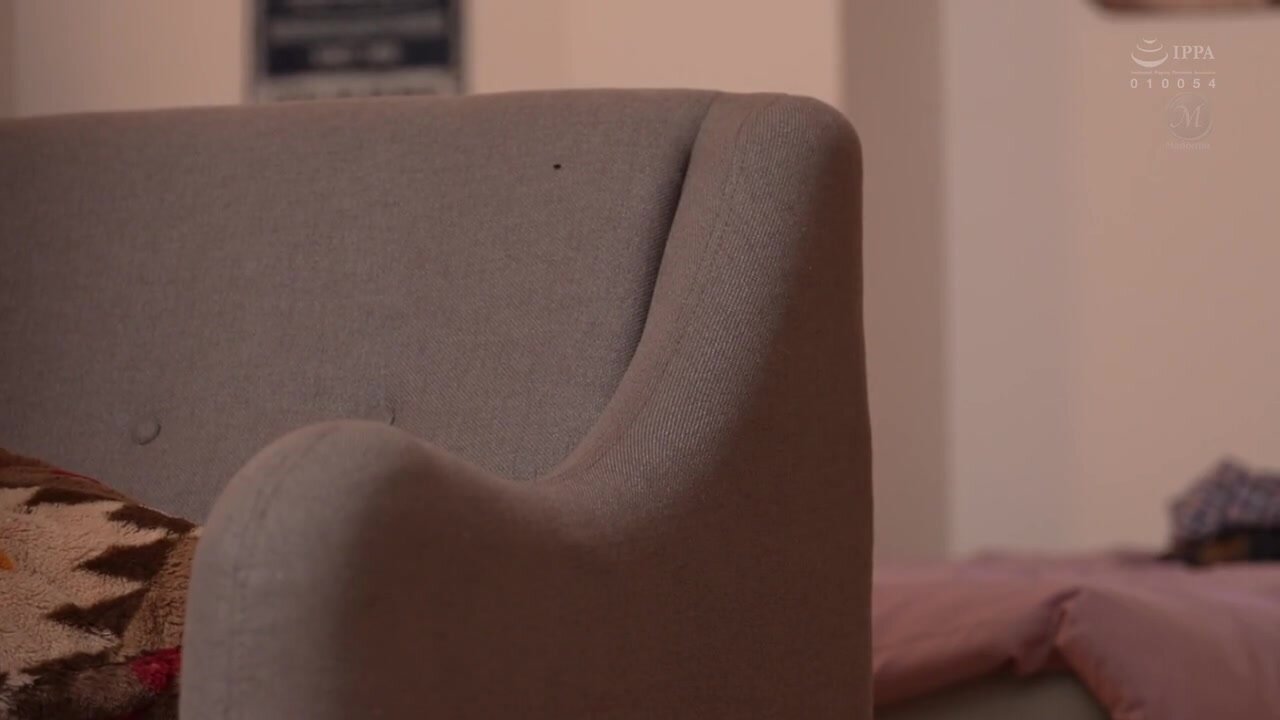 JUR-690 A relationship that must never be revealed. Her mother is a masochistic milk pet dedicated to venting her frustrations. Kaori Mori