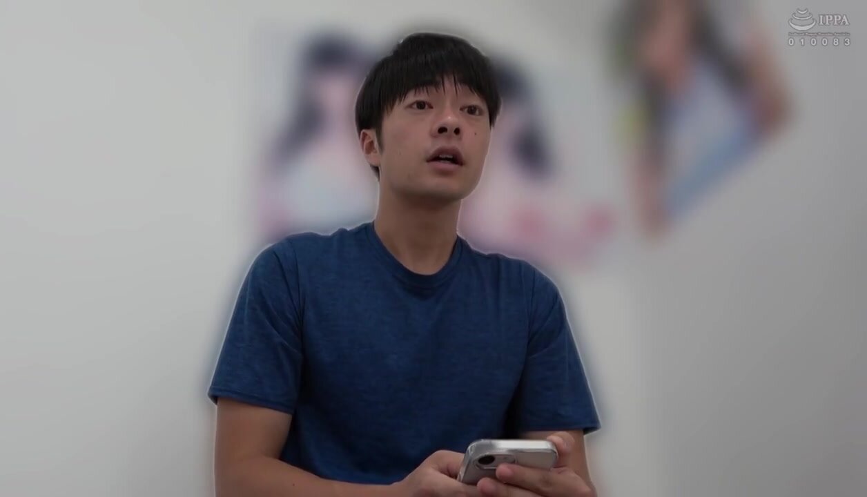 DVMM-358 Ordinary Men and Women Monitoring AV: Behind the Magic Mirror Is Her Real Son! A Busty Mother and Her Son’s Best Friend, Who Is Concerned About Being a Virgin, Challenge Each Other to a Continuous Ejaculation Deflowering Challenge with a 100,000