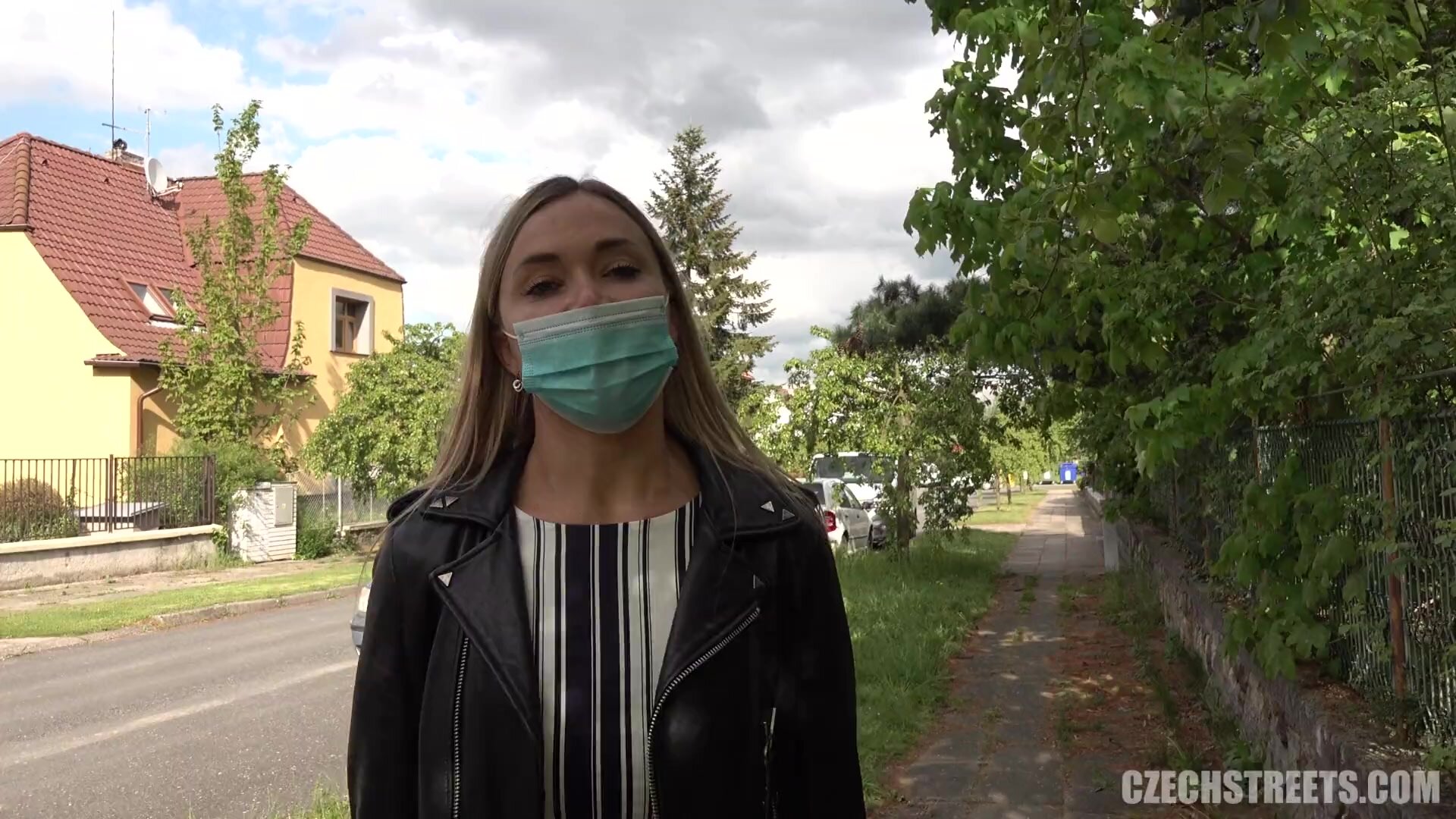 Polina Maxim Food Car Massacre