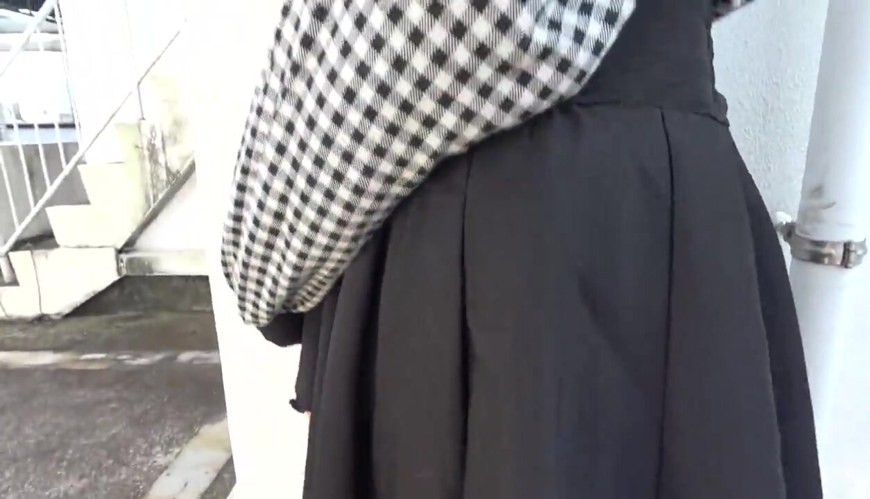 [Exclusive/Amateur] A Masochistic Angolan Village Chief-like Girl Is Humiliated And Filmed With A Remote Vibrator.