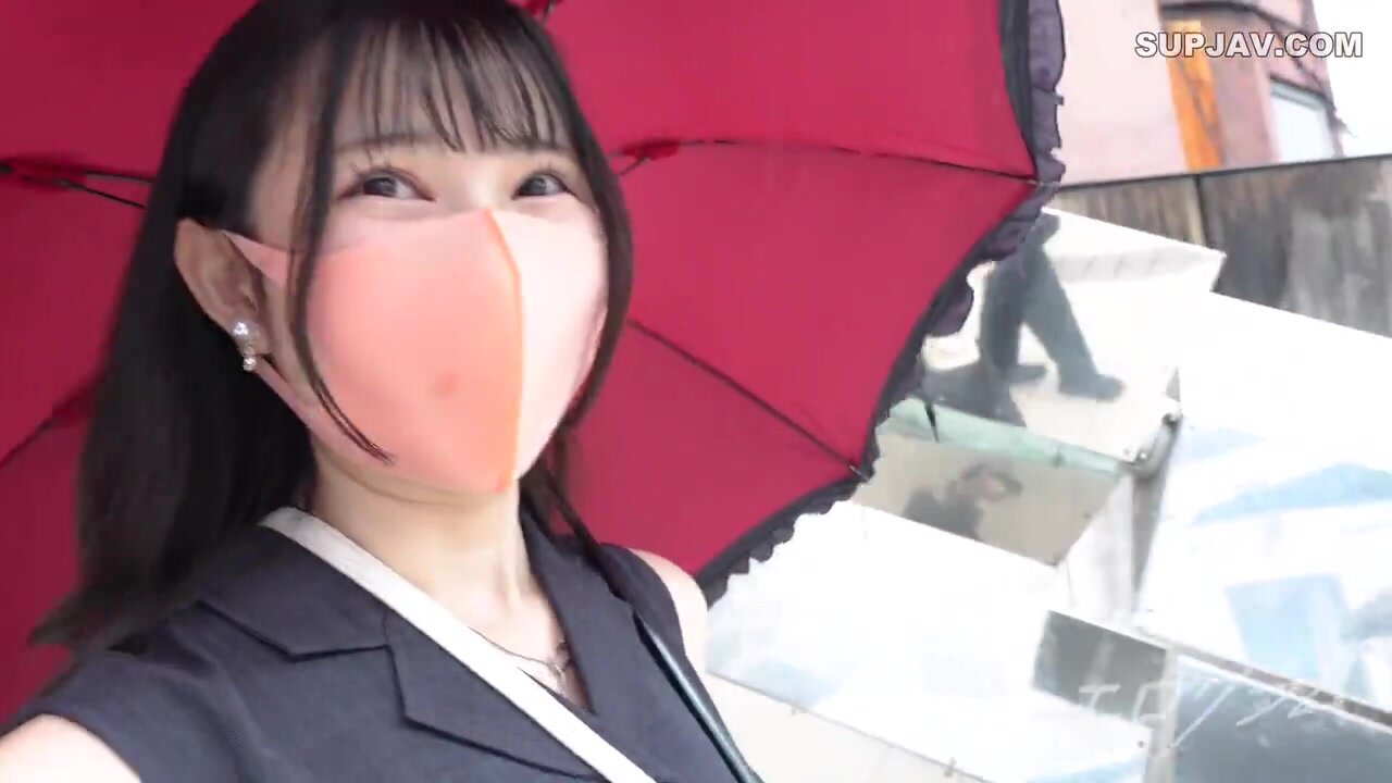 Gravure Idol Blindfolded And Handcuffed. Shame Has Led To A Masochistic Sexual Awakening! She Writhes Around, Clutching Her Head In A Series Of Intense Orgasms! A Woman Who Is Crazy About Lust.