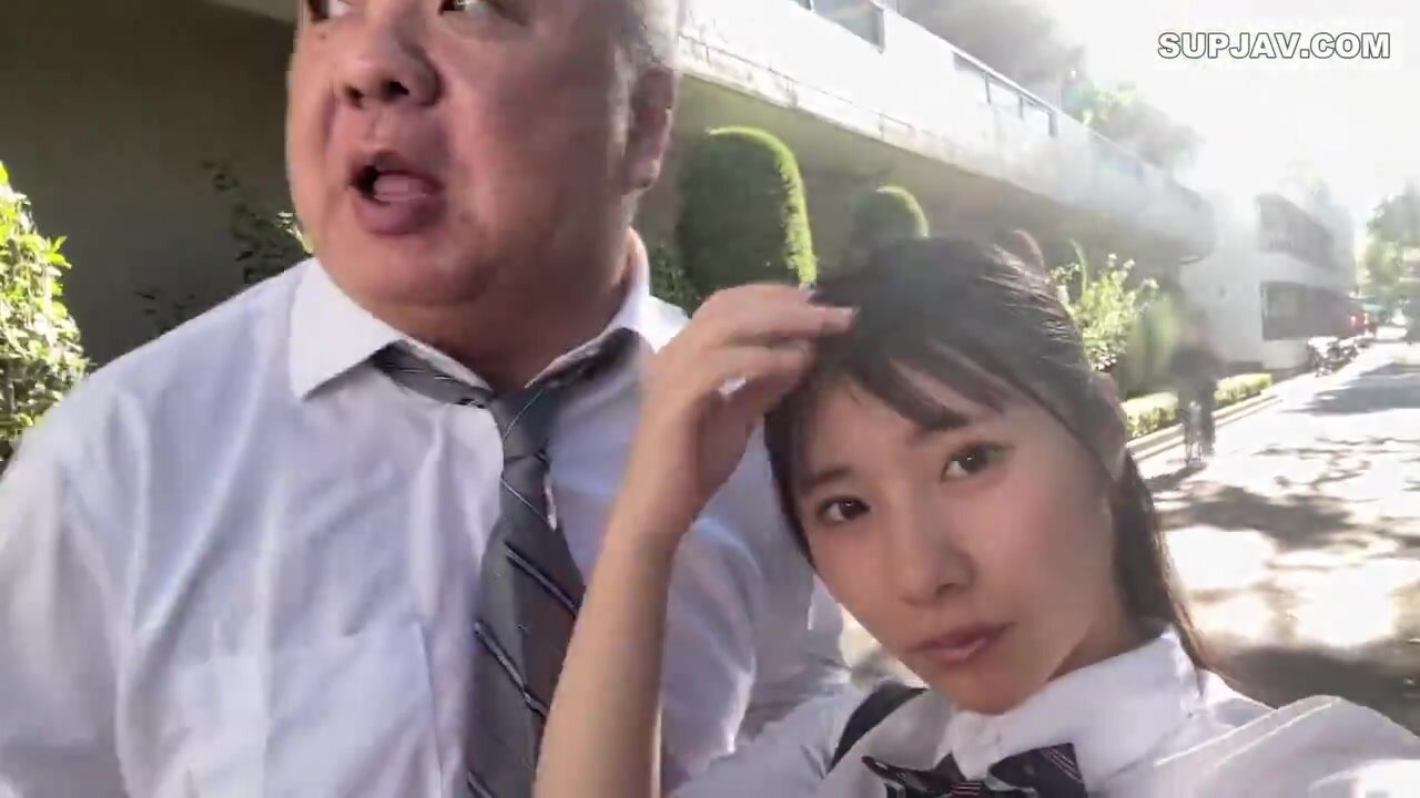 MIAB-616 What?! Right here?! I’m being flowers to gulp down his pee?! During a date, in a place where no one should be found, I succumbed to the temptation of my student and repeatedly asked for his holy water.