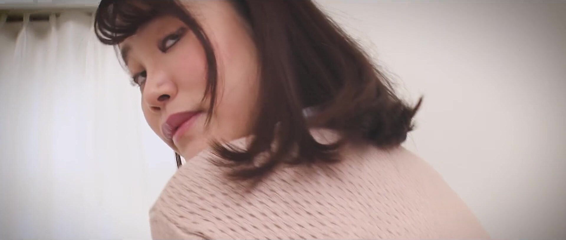 1pondo – Yui Nanase – Sweet Valentine’s Day Sex